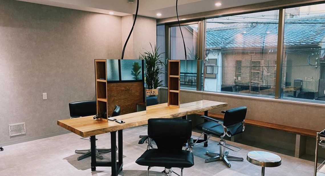 iri hair salon（イリヘアーサロン）